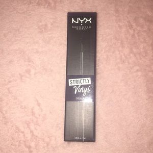 NYX strictly vinyl eyeliner